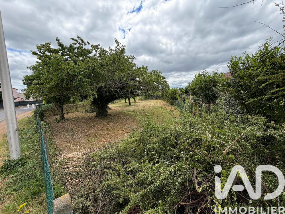 Vente Terrain Vente Terrain 549 m&sup2; Saint-bonnet-près-riom