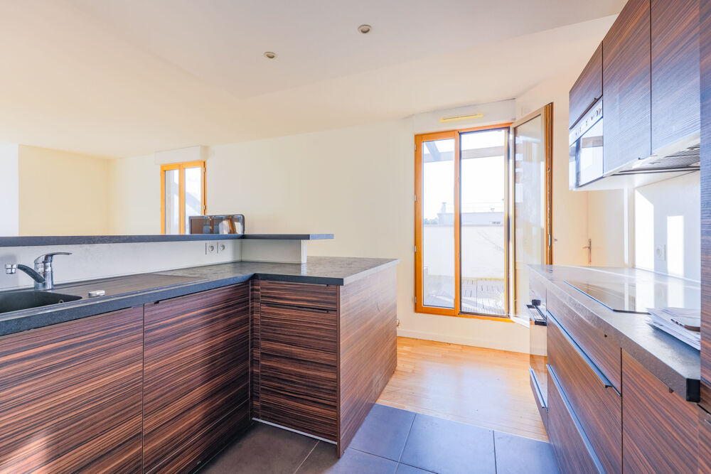 Vente Appartement Appartement 3 pièces - terrasse de 104m² - Tramway à 5 min Vitry-sur-seine