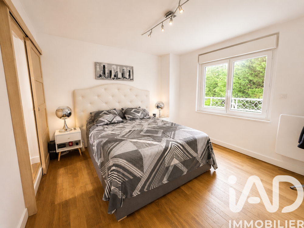 à vendre  Maison Villeneuve-sur-Yonne (89500)