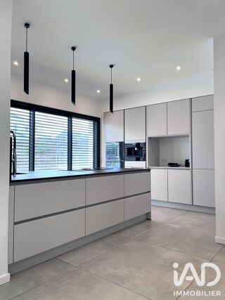 Vente Maison Vente Maison d'architecte 6 pièces Beaucouzé