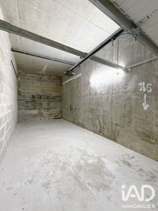  Parking / Garage à vendre 21 m²