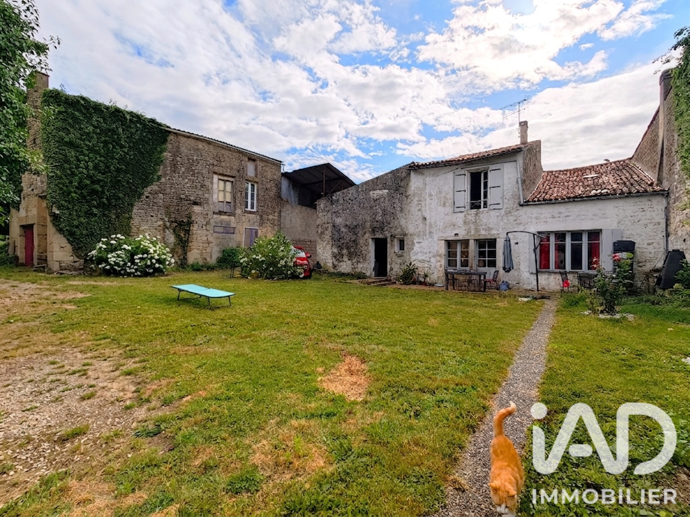 Vente Maison de village 8 pièces