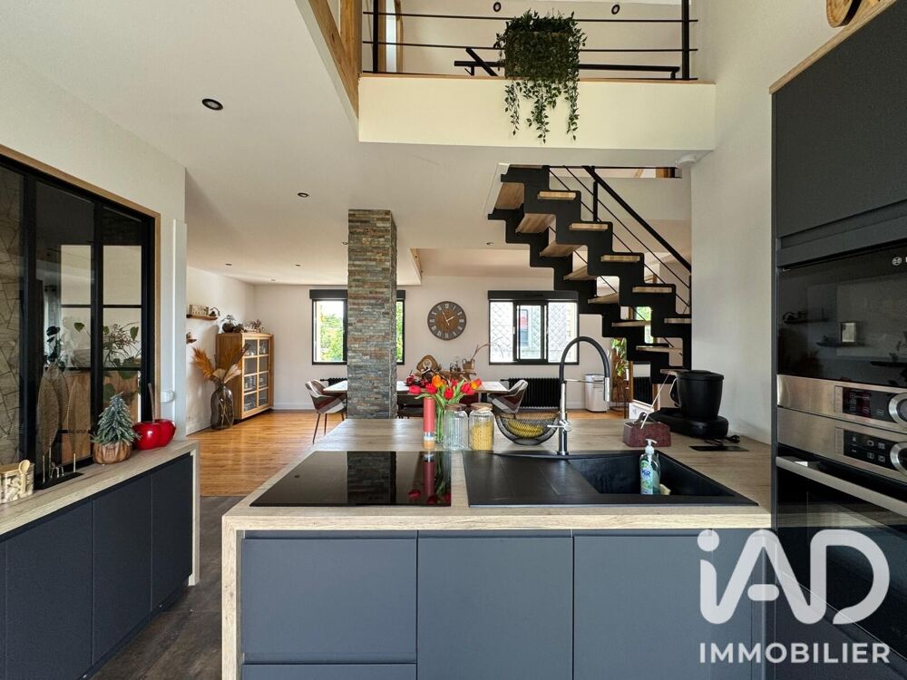 Vente Maison Vente Maison traditionnelle 8 pièces Mûrs-erigné