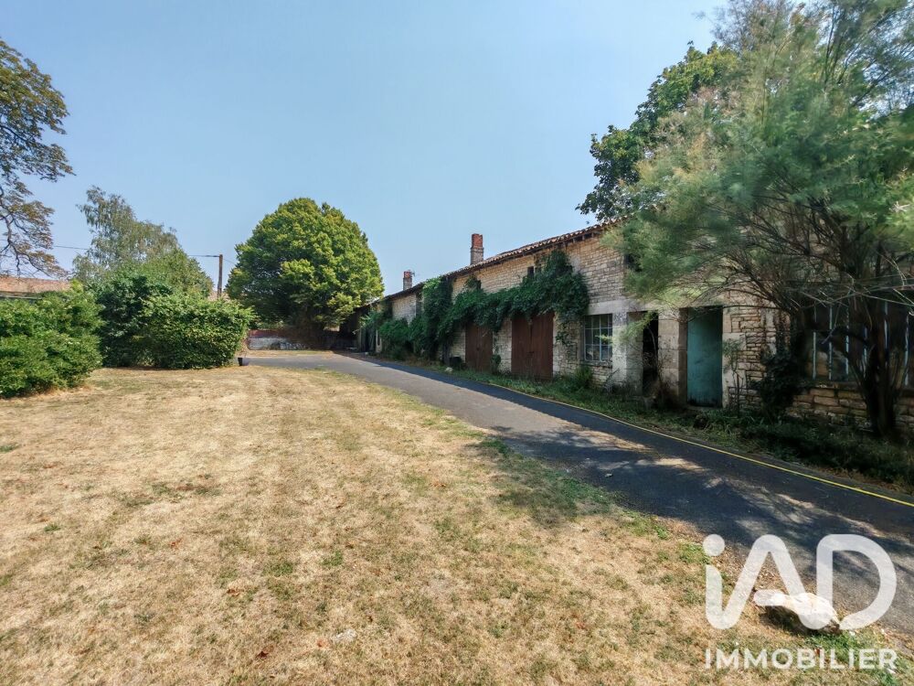 à vendre  Maison Chef-Boutonne (79110)