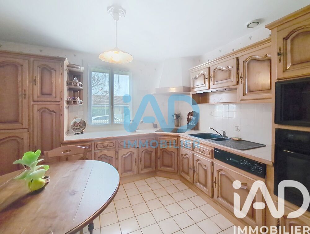 Vente Maison Vente Maison de ville 7 pièces Poitiers