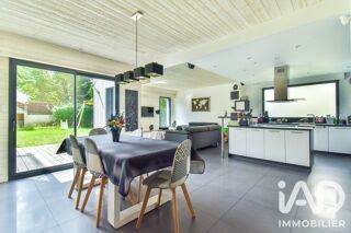 Maison 7 pièces 154 m² · à Montlignon · 154 m² · 665 000 €