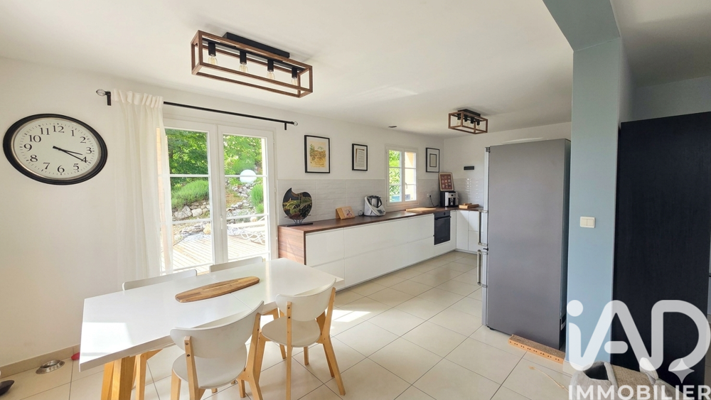 vente Maison - 3 pièce(s) - 106 m² Coursegoules (06140)