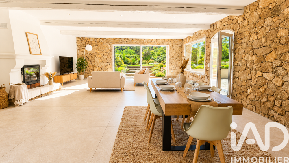 Vente Maison Vente Maison/villa 5 pièces Le plan-de-la-tour