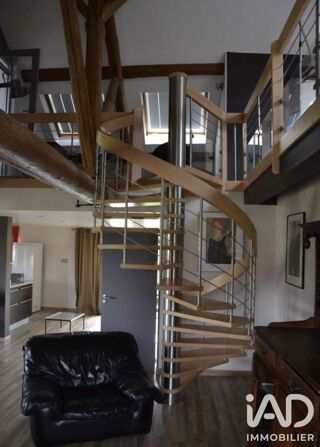  Appartement à louer 5 pièces 111 m²