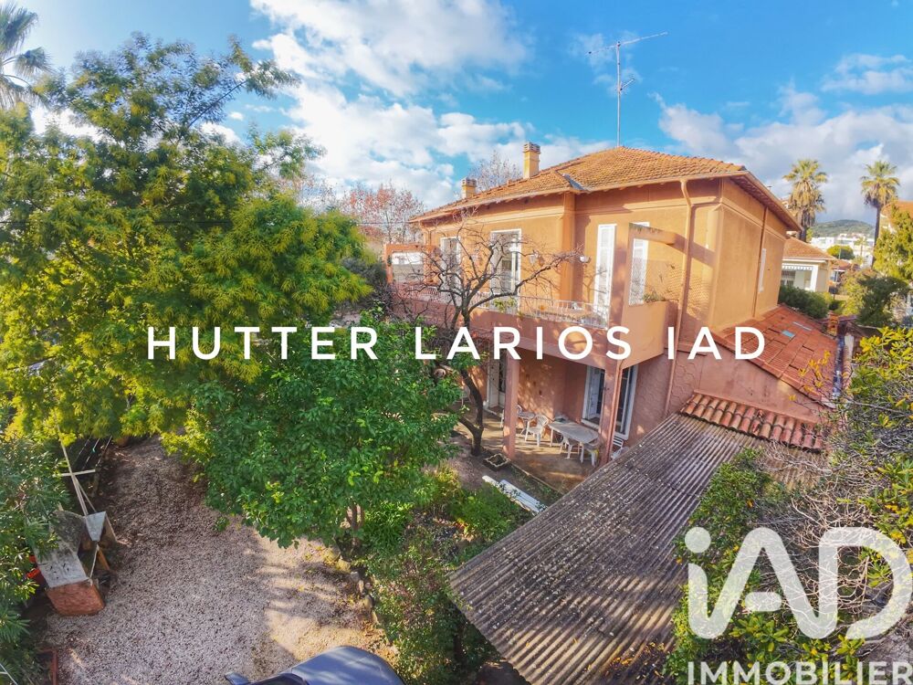 Vente Maison Vente Maison traditionnelle 8 pièces Hyères