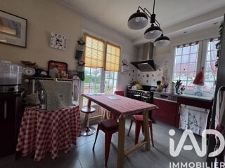  Maison à vendre 10 pièces 241 m²