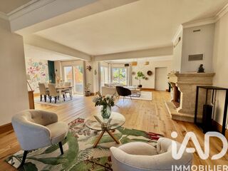  Maison à vendre 6 pièces 203 m²