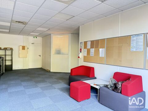   Location Local d'activités 210 m&sup2; 