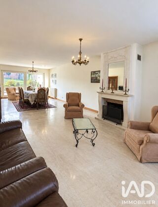  Maison à vendre 10 pièces 265 m²