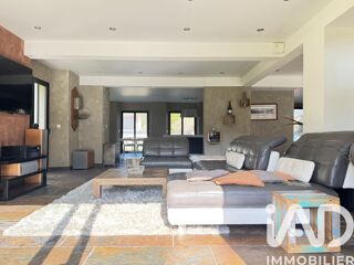  Maison � vendre 8 pi�ces 400 m�