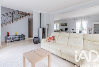  Maison à vendre 10 pièces 220 m²