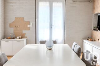  Maison à vendre 10 pièces 180 m²