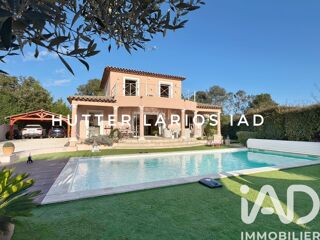 Maison � vendre 5 pi�ces 220 m� La crau
