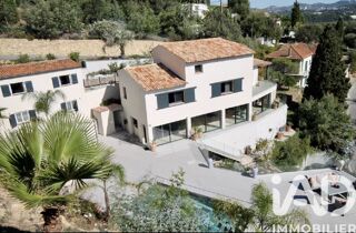  Maison à vendre 10 pièces 345 m²