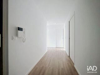  Appartement à louer 3 pièces 80 m²