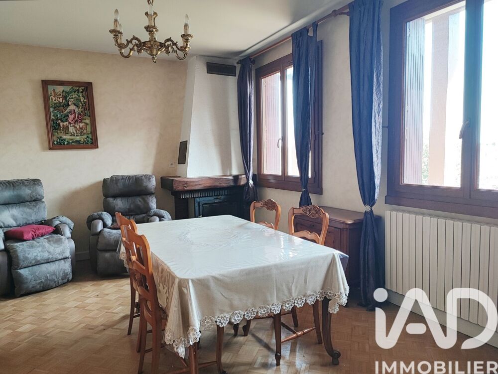 Vente Maison Vente Maison de ville 5 pièces Montsalvy