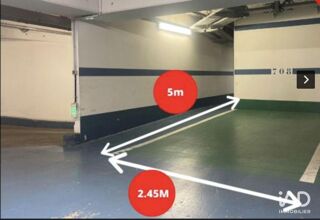  Parking / Garage à louer 12 m²