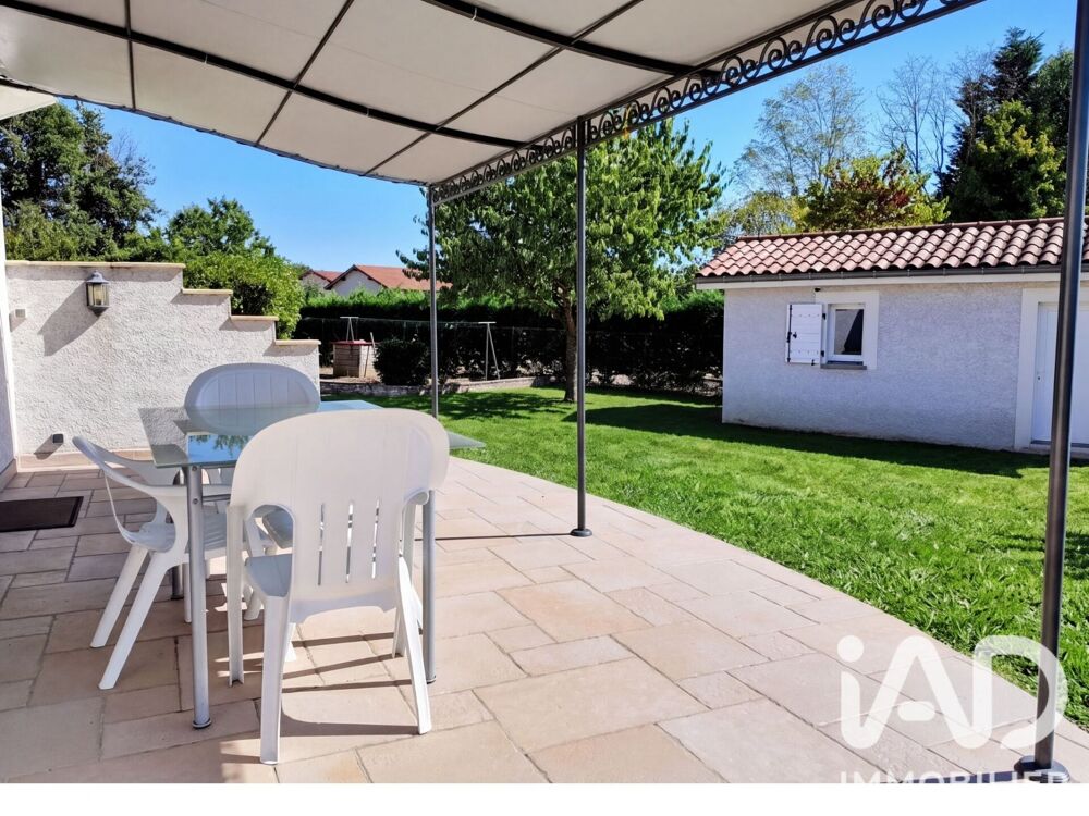 Vente Maison Vente Maison traditionnelle 6 pièces Saint-Étienne-le-molard