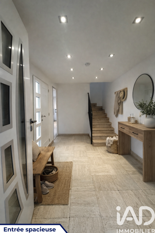  Maison à vendre 11 pièces 180 m²