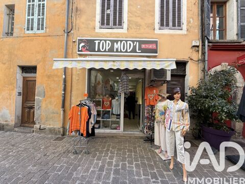   Vente Habillement, Textile 55 m&sup2; 