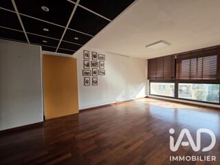  Immeuble à vendre 14 pièces 240 m²
