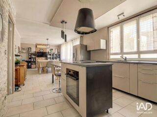  Maison � vendre 5 pi�ces 215 m�