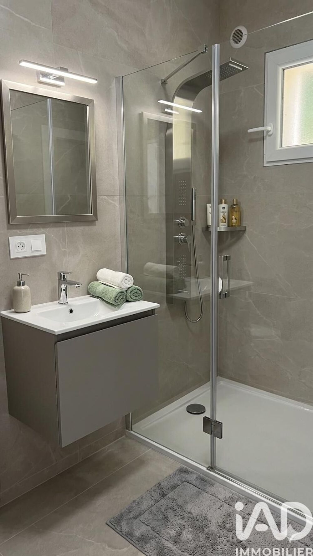 location Maison - 3 pièce(s) - 65 m² Toulon (83200)