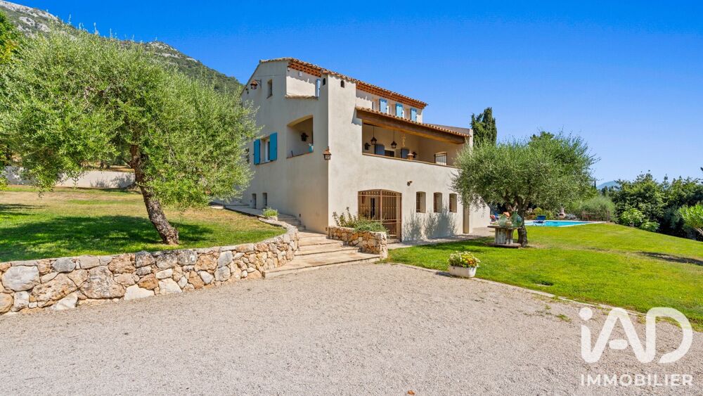Vente Maison Vente Maison traditionnelle 6 pièces Saint-jeannet
