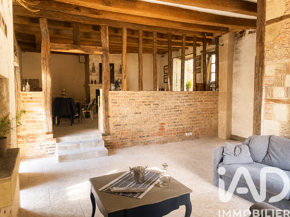 Maison 5 pièces 190 m² · à Luynes · 190 m² · 228 000 €