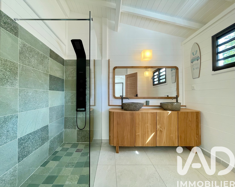 à vendre  Maison Petit-Bourg (97170)