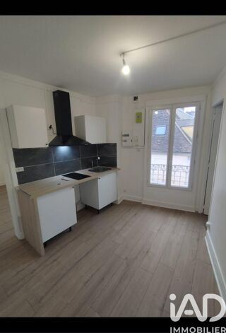  Appartement à louer 3 pièces 45 m²