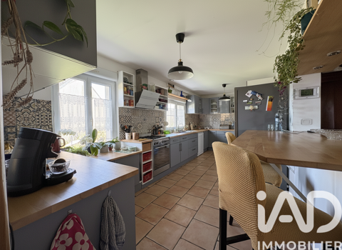   Vente Maison Maison - 7 pièce(s) - 200 m²