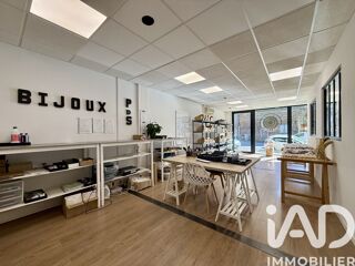  Immeuble à vendre 184 m²