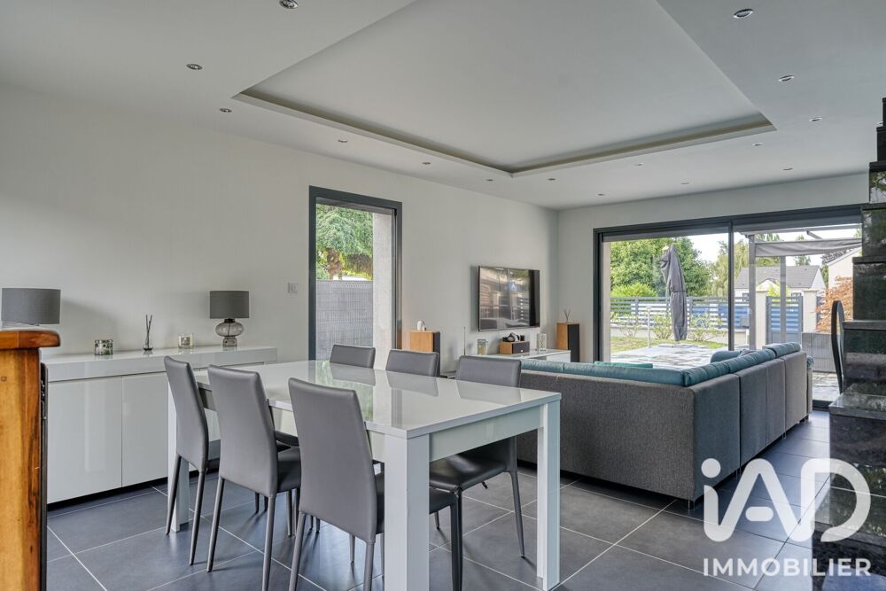 Vente Maison Vente Maison d'architecte 8 pièces Montsoult