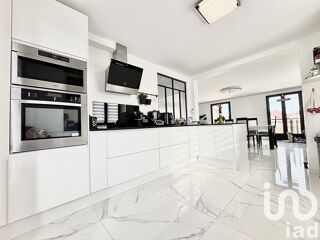  Maison à vendre 7 pièces 216 m²