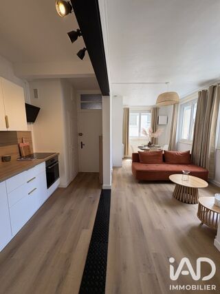  Appartement à louer 2 pièces 42 m²