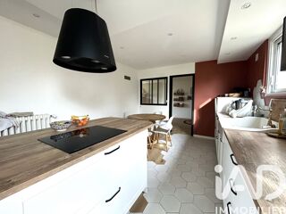  Maison � vendre 8 pi�ces 228 m�