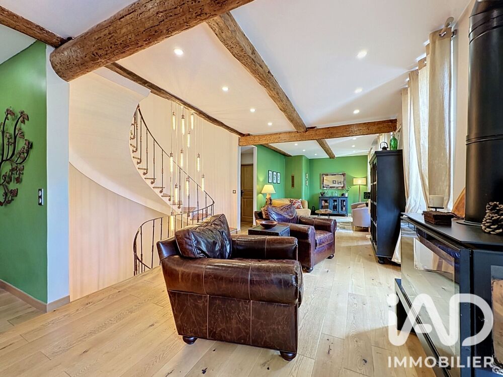 Vente Maison Vente Maison de village 7 pièces Montauroux