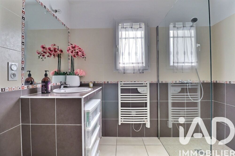 à vendre  Maison La Cadière-d'Azur (83740)