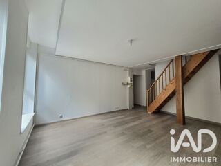  Appartement à louer 5 pièces 85 m²