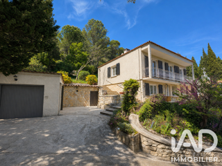  Maison à vendre 9 pièces 235 m²