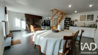 Vente Maison Vente Maison traditionnelle 7 pièces Picherande
