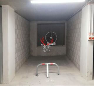  Parking / Garage  louer 13 m