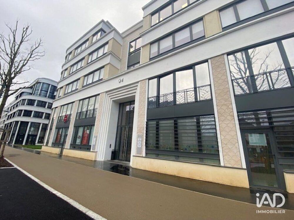   Location Bureaux 84 m&sup2; Chessy