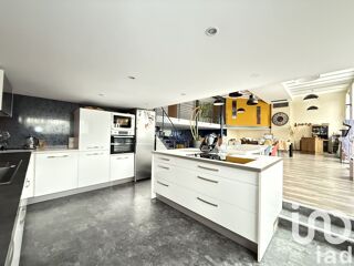  Maison à vendre 8 pièces 300 m²